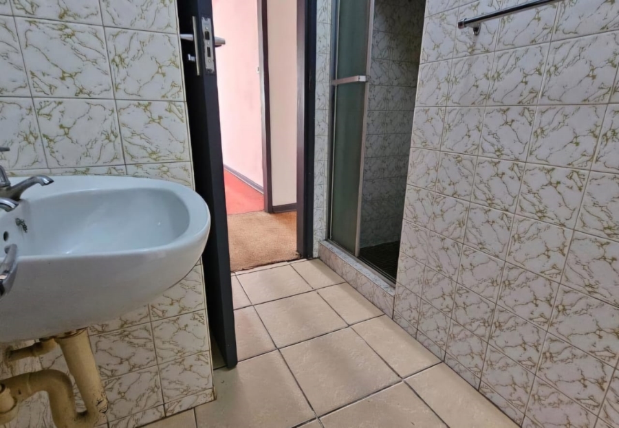 2 Bedroom Property for Sale in Potchefstroom North West